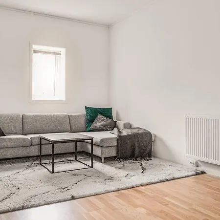 Cozy And Modern Centrally In * Tromso